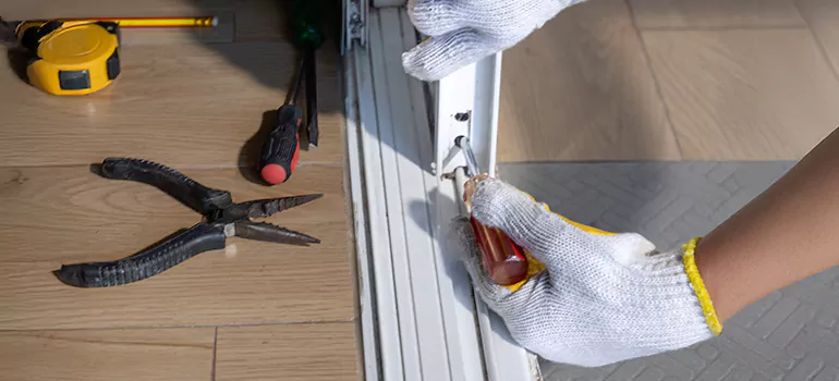 Sliding Glass Door Repair in Oakland Park