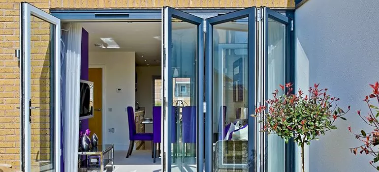 Bifold Door Repairs Near Me in Oakland Park, FL