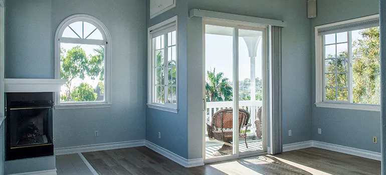 Glass Door Repair in Oakland Park, FL