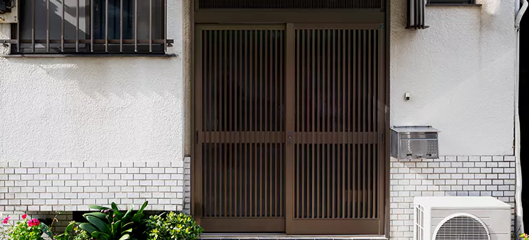Bifold Louvre Doors in Oakland Park, FL