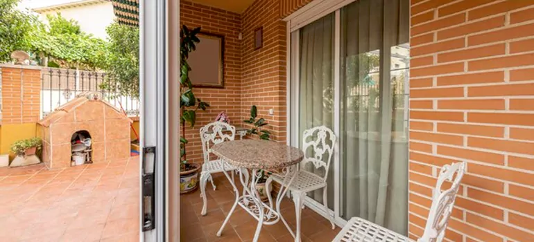 Adding Porch Enclosures To Your Home in Oakland Park, FL