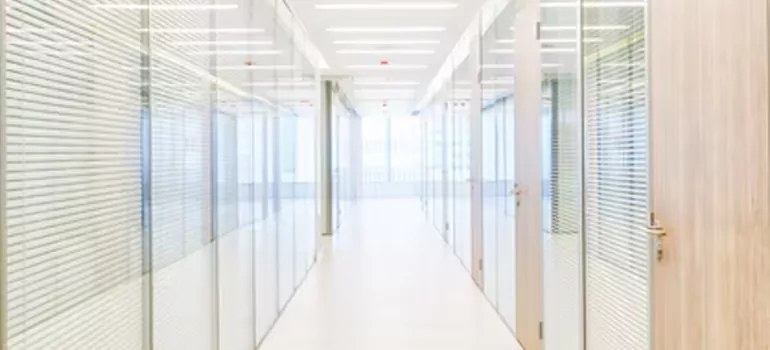 Frosted Glass Windows Replacement in Oakland Park, FL