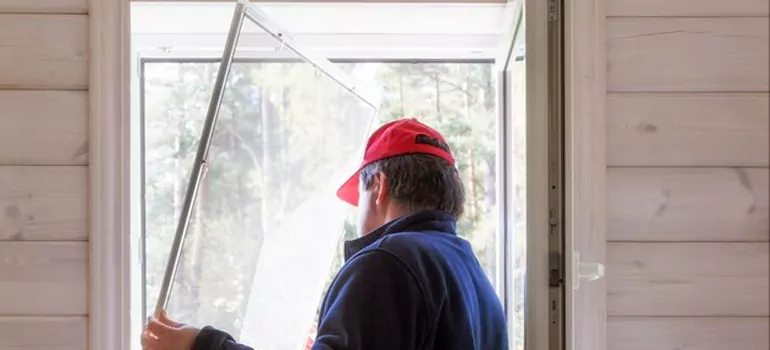 Expandable Window Screen Installation in Oakland Park, FL